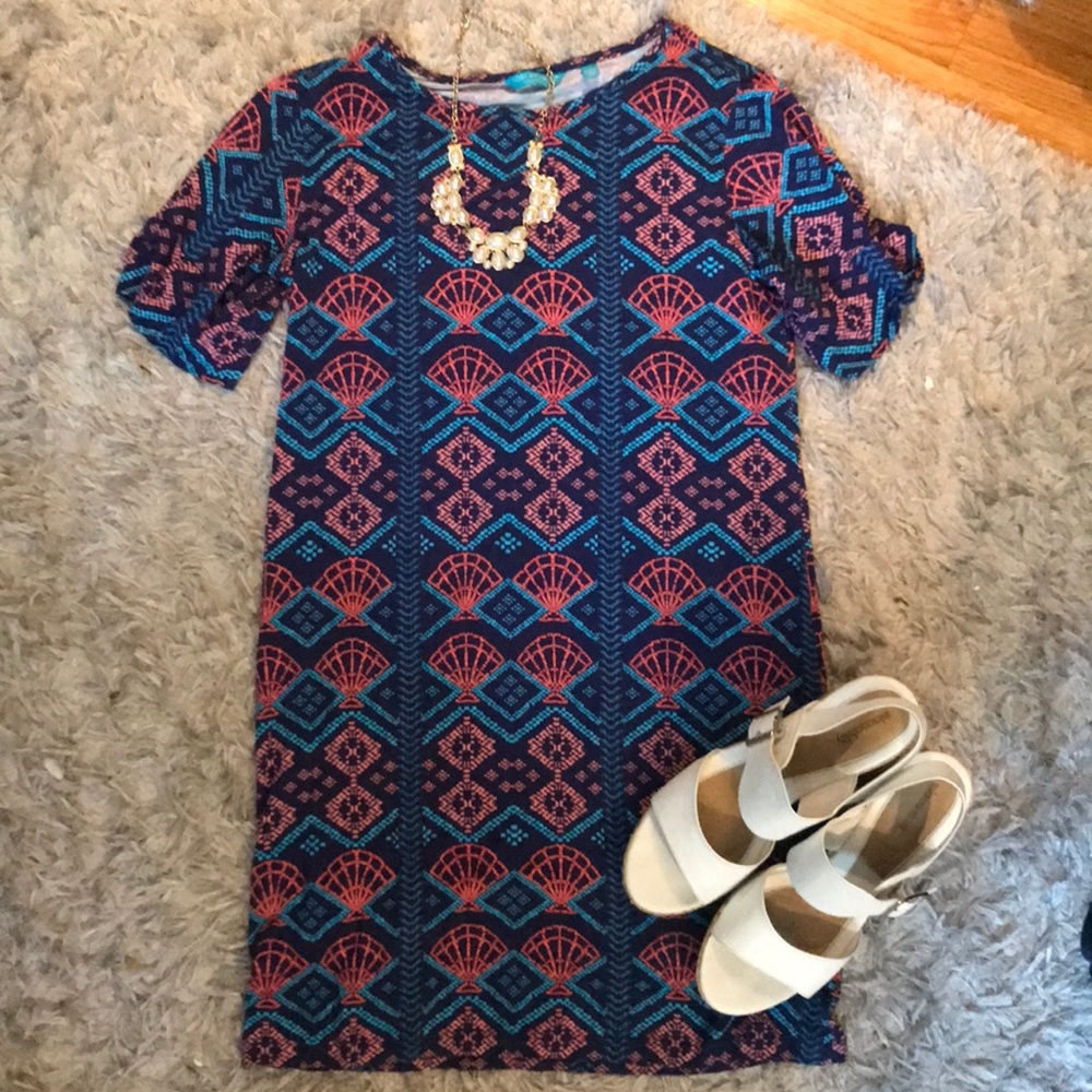 Tori Richard Seashell Dress Size M